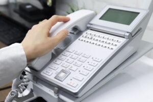 年中無休で受け付ける電話